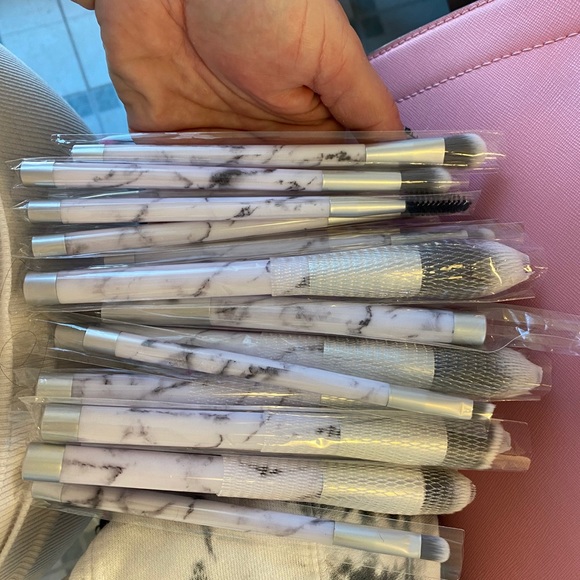 Jefferee Star Cremated Pallet and Make up case - Picture 3 of 3